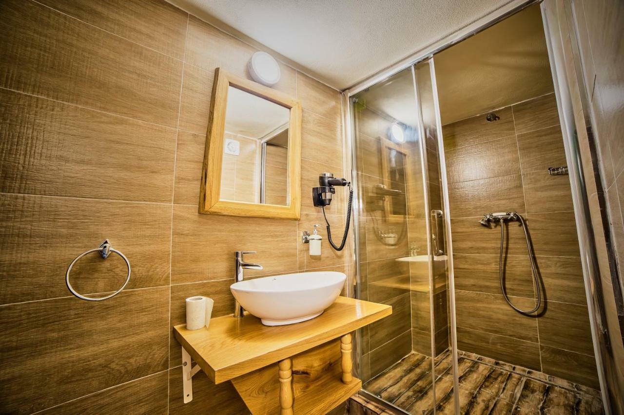 La Maisonnette ブラショフ エクステリア 写真