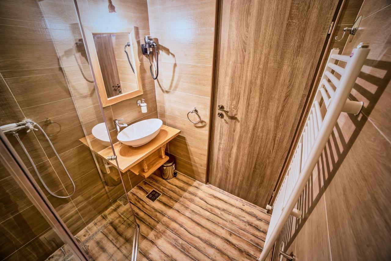 La Maisonnette ブラショフ エクステリア 写真